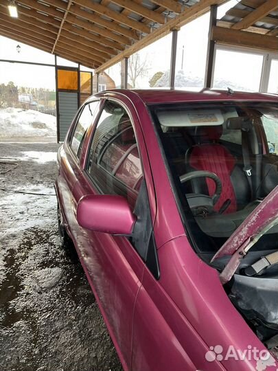 Toyota Vitz 1.0 AT, 2000, 300 000 км