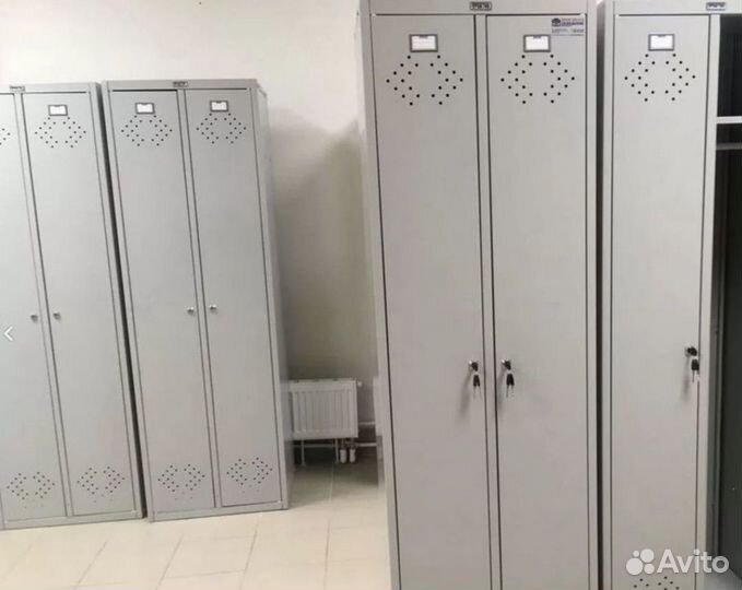 Шкаф металлический для одежды
