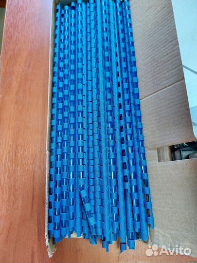 Пружины пластиковые