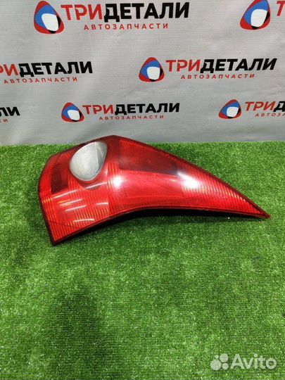 Фонарь задний правый Renault Megane универсал 1.5