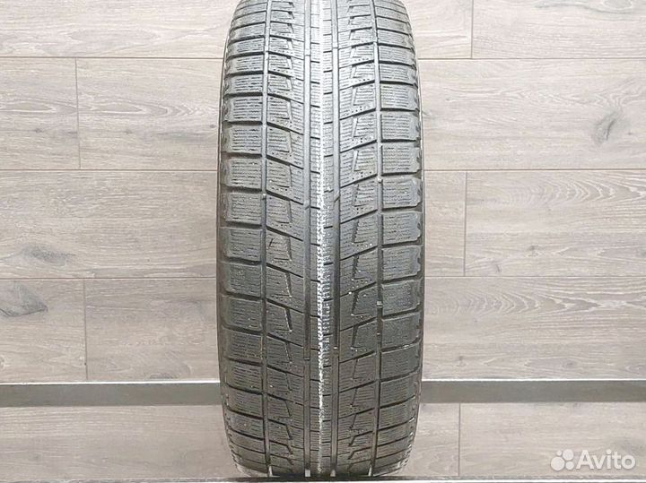 Bridgestone Blizzak Revo2 215/55 R17 94Q