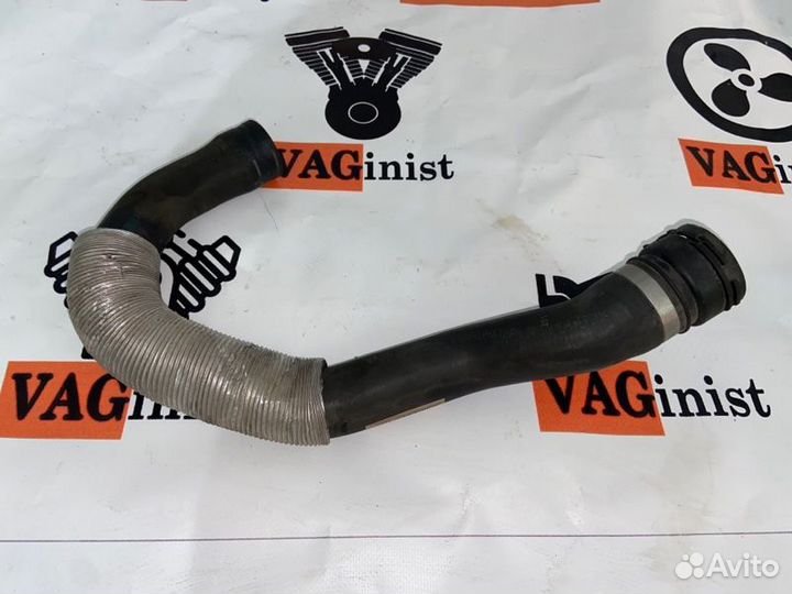 Патрубок системы охлаждения Bmw F10 3.0 2011