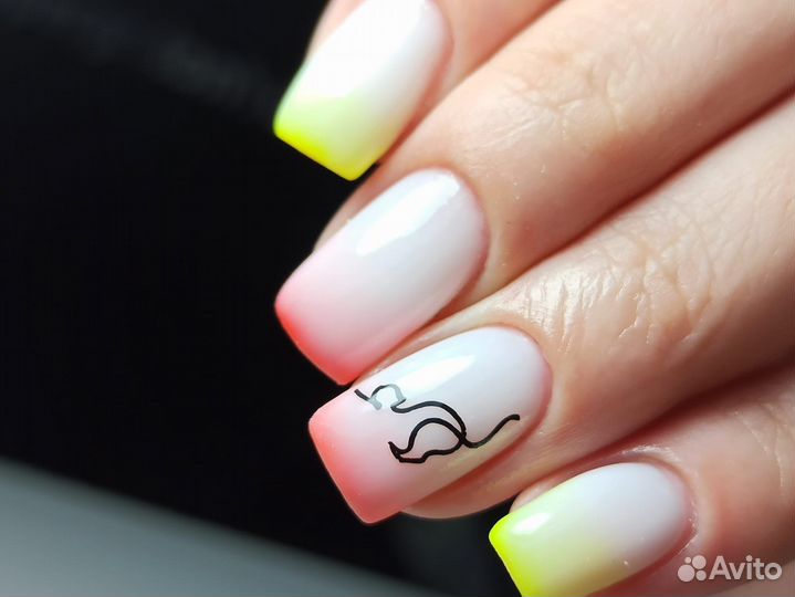 Мастер маникюра и педикюра