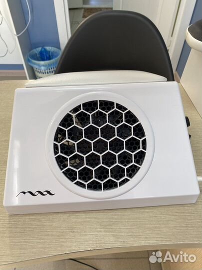 Маникюрный пылесос (вытяжка) MAX Ultimate 7