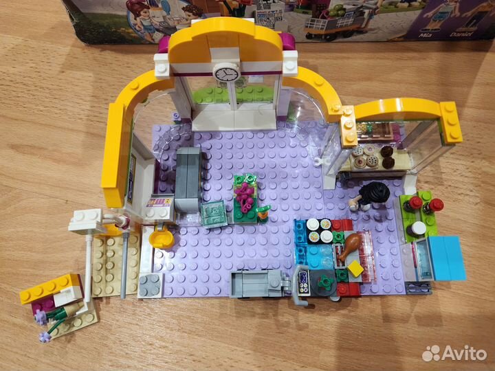 Lego friends