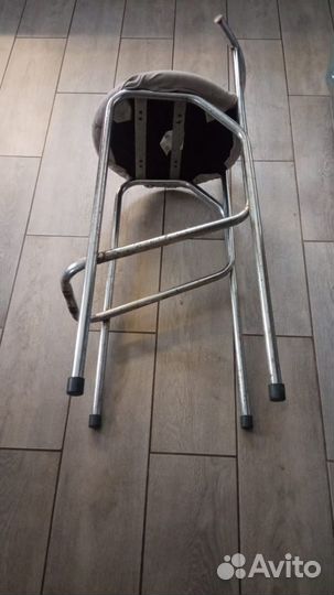 Барный стул