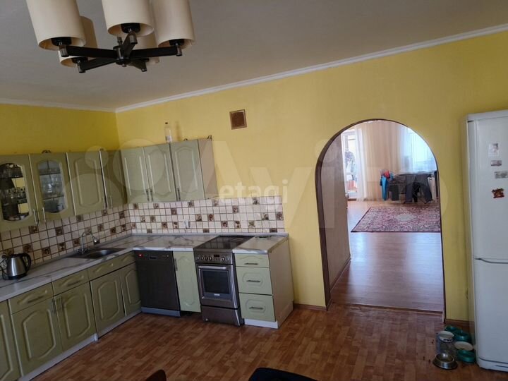 4-к. квартира, 137,9 м², 8/9 эт.