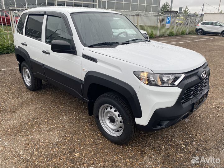 ВАЗ Niva Travel 1.7 МТ, 2023