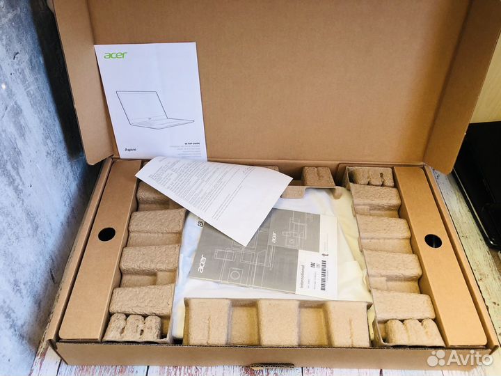 Мощный Acer на Core-3/SSD 512 gb/8GB/IPS/17.3/подс