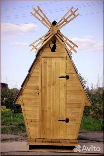 Уличный туалет деревянный Б323