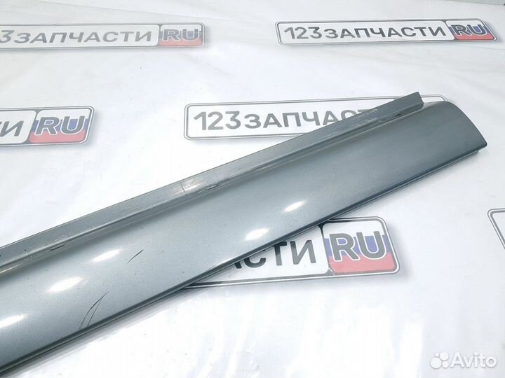 Порог кузова пластиковый передний правый Mazda