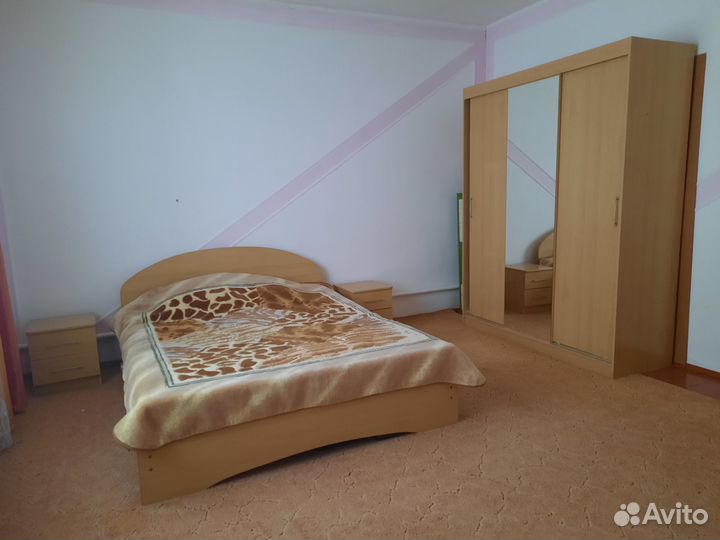 Спальный гарнитур бу