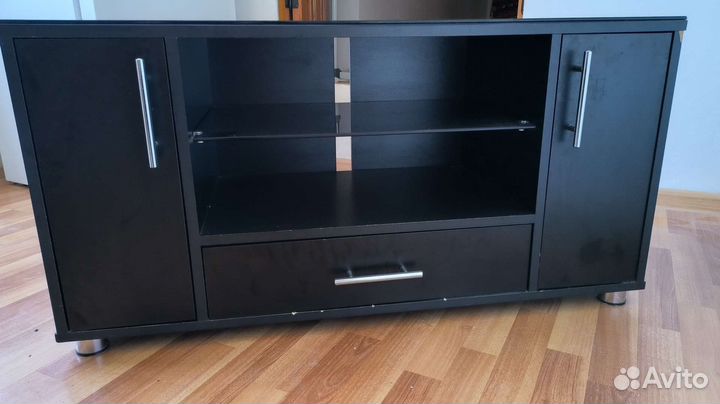 Тумбочка под телевизор