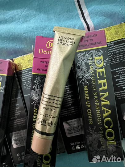 Тональный крем Dermacol