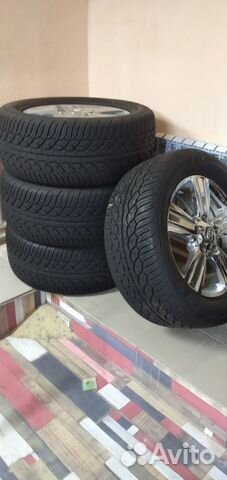 Yokohama Parada Spec-X 305/50 R20