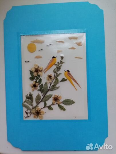 Открытка из сухоцветов ручной работы на 8 марта