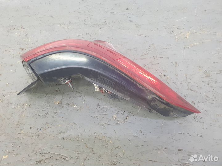 Фонарь внешний левый Mercedes W212 E