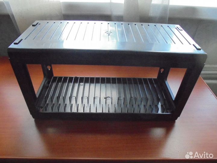 Дискетница подвесная