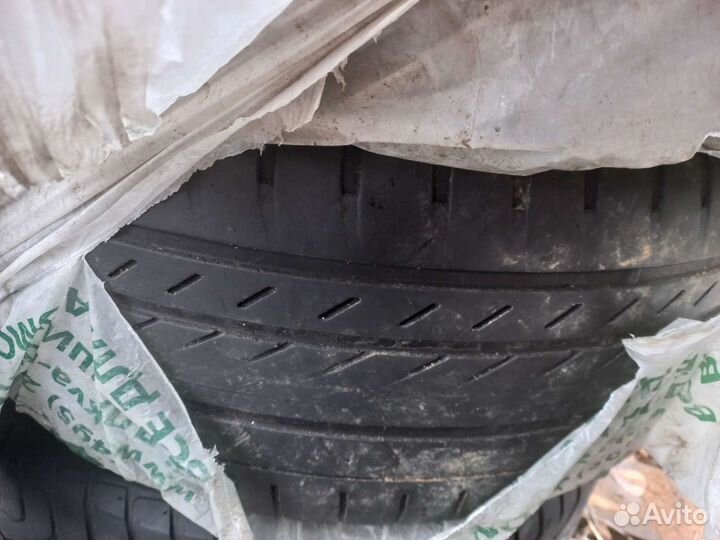 Goodyear Ultra Grip HP 255/50 R19