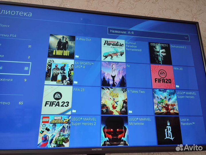 Sony PS4 slim 1TB 2 джойстика и много игр