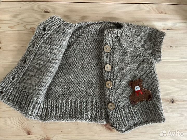 Жилетка шерстяная