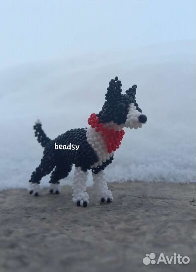 Собака из бисера амигуруми