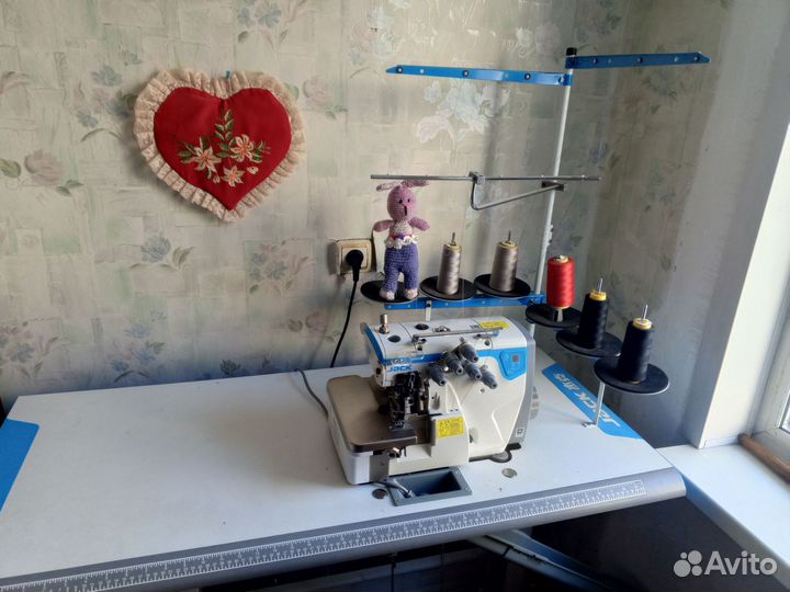 Оверлок для швейной машины