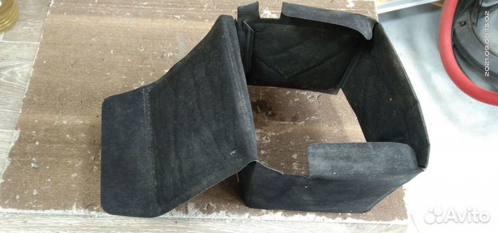 Чехол акб Volkswagen Passat B7 (2011-2015)