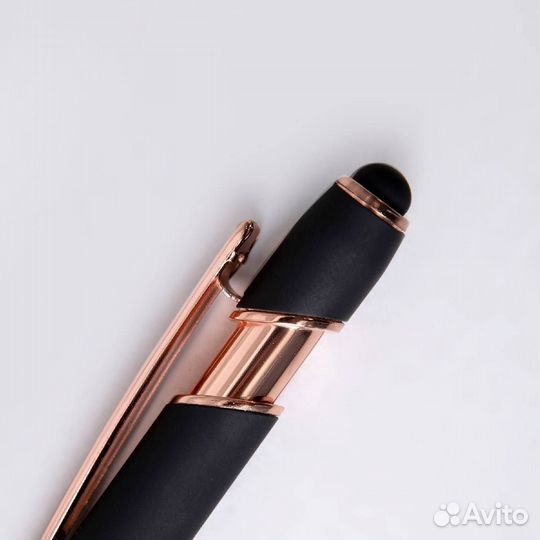 Именная ручка-стилус в подарочном футляре