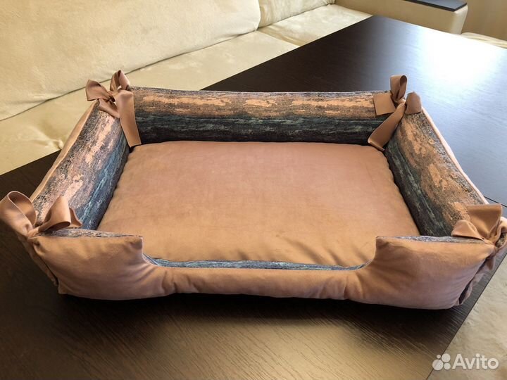 Лежанка для кошек