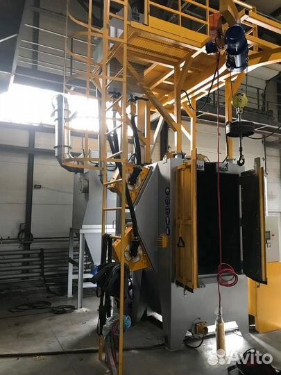 Дробеметная установка подвесного типа