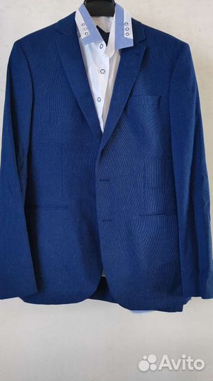 Костюм мужской классический