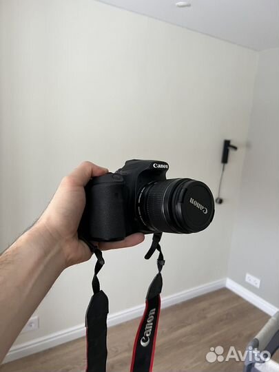 Фотоаппарат Canon EOS 60D