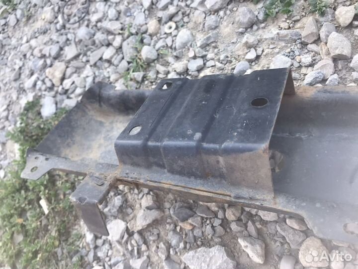 Уселитель бампера Geely CK2