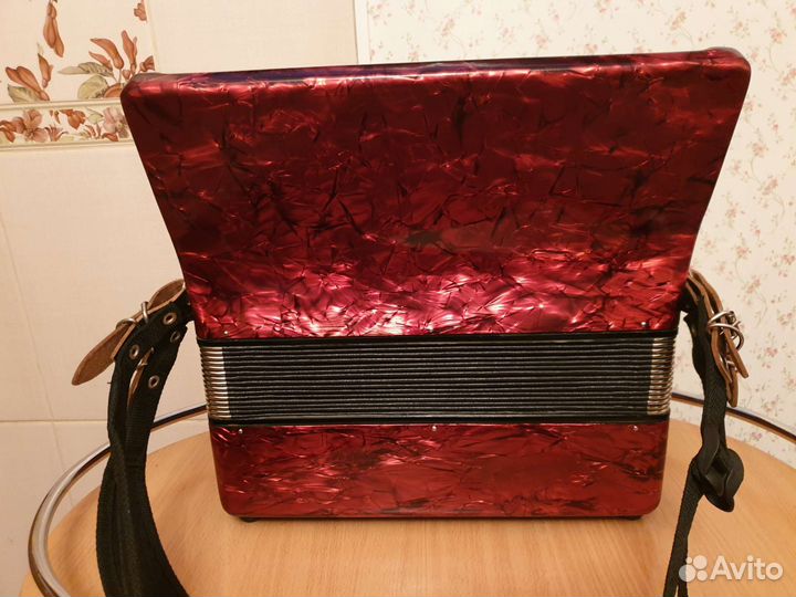 Аккордеон Лира. Новый. Размер 1/2. Видео