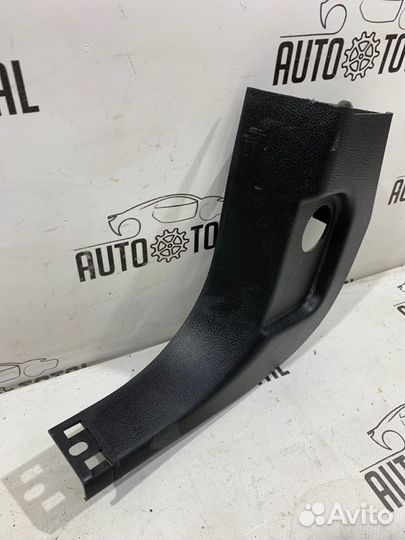 Накладка порога левая Ford Focus 3 pnda 2011