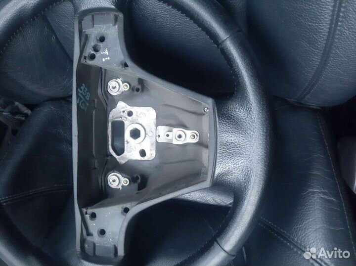 Руль кожаный Volvo s40/c30/v50/c70