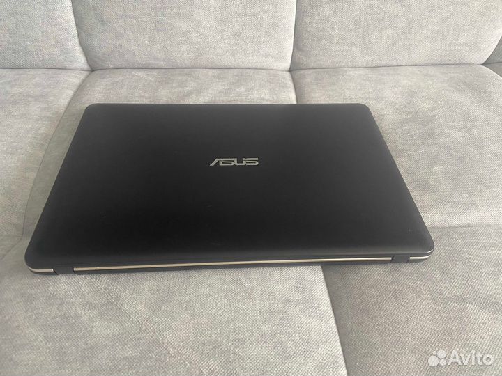 Ноутбук Asus