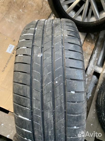 Шина Bridgestone 215/60 R16 лето+литьё 43/20г