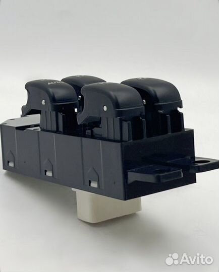 Блок управления стеклоподъемников hyundai Santa Fe