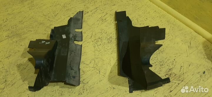 Диффузор радиатора Ford Focus 2