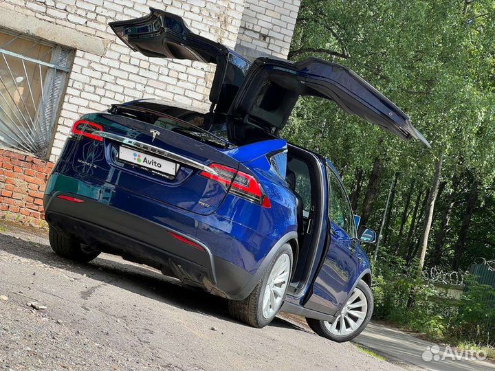 Tesla Model X AT, 2016, 108 200 км