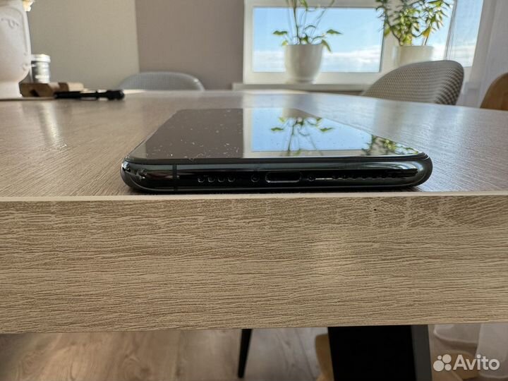 iPhone 11 Pro Max, 64 ГБ