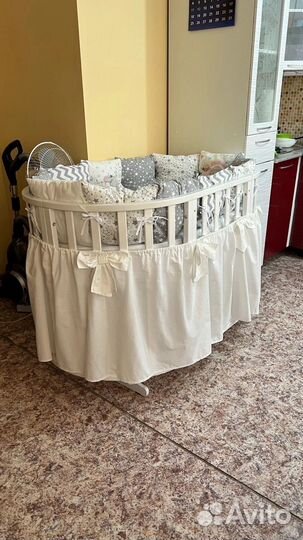 Детская кроватка трансформер с маятником