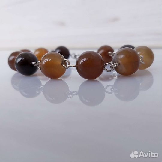 Браслет из бусин агата