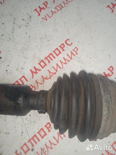 Привод передний правый Volkswagen Golf 5 BVY 2006