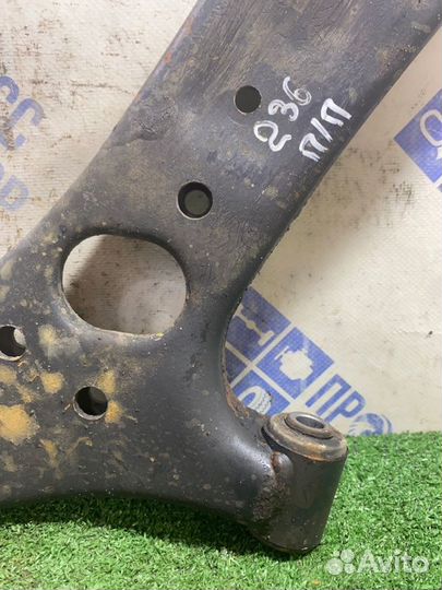 Рычаг подвески передний правый Kia Rio 3 седан 1.6