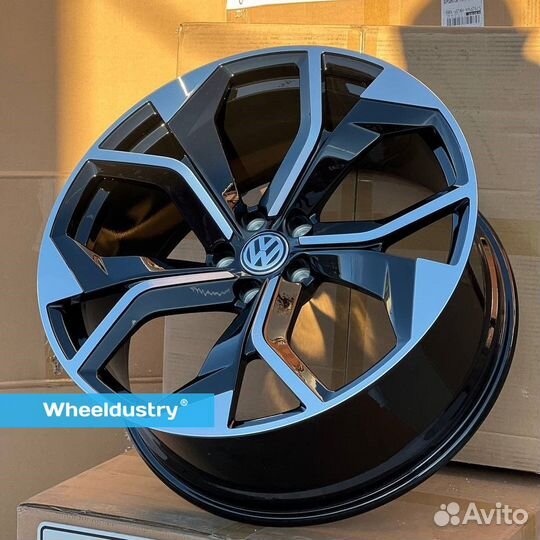 Кованые диски R20 Volkswagen Touareg/Tiguan