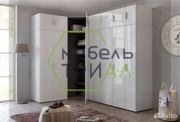 Распашной шкаф