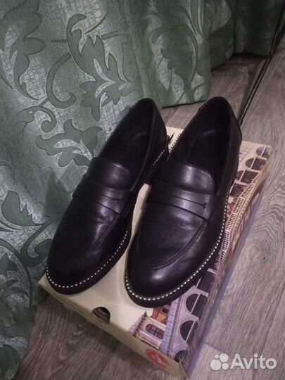 Туфли лоферы женские 38 р